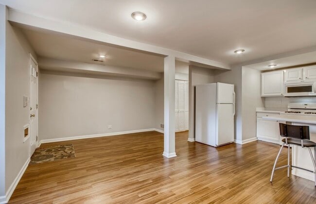 722 S Oakley Blvd, Unit 1 in Chicago, IL - Foto de edificio - Building Photo