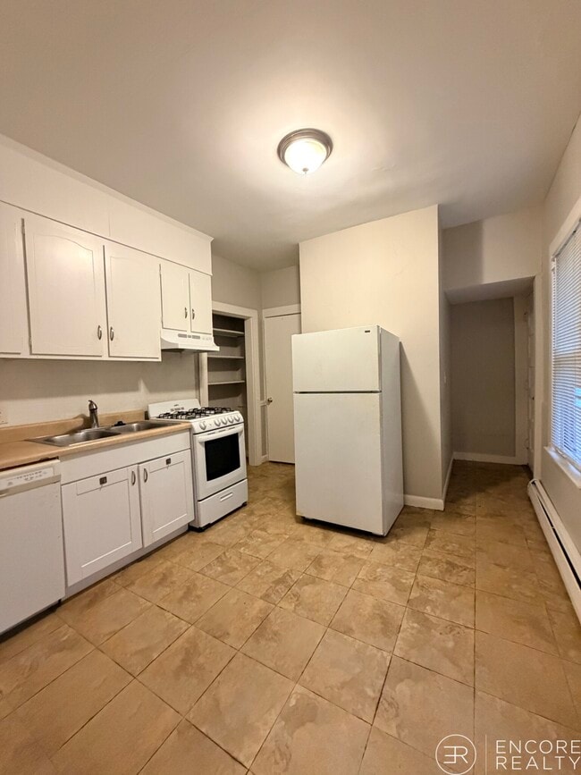 property at 9 Elmer St