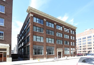 10th Street Lofts in Des Moines, IA - Foto de edificio - Building Photo