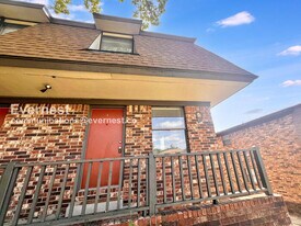 9 Meredith Ct in Little Rock, AR - Building Photo