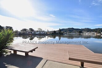 18 Chickasaw Ct in Corte Madera, CA - Building Photo - Building Photo