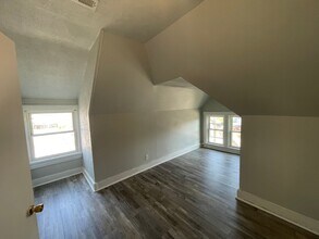 3627 Montgomery Rd in Cincinnati, OH - Building Photo - Building Photo