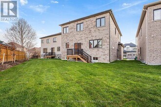 14 Donnybrook Ct in Brampton, ON - Building Photo - Building Photo