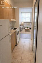 126 Dundas St E in Toronto, ON - Building Photo - Building Photo