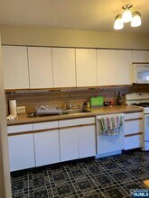 275 Hoym St in Fort Lee, NJ - Building Photo - Building Photo
