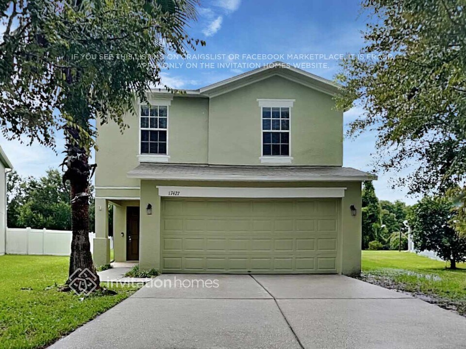17427 Garden Heath Ct in Land O Lakes, FL - Building Photo