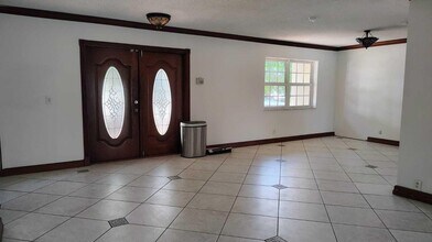 9531 NW 8th St in Pembroke Pines, FL - Building Photo - Building Photo