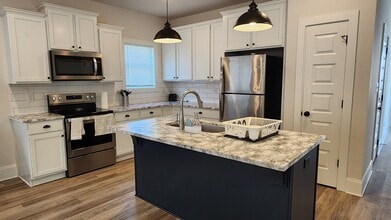 380 Lake St in Athens, GA - Building Photo - Building Photo