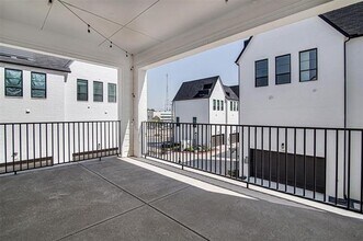 123 Gdn Ct W in Arlington, TX - Building Photo - Building Photo