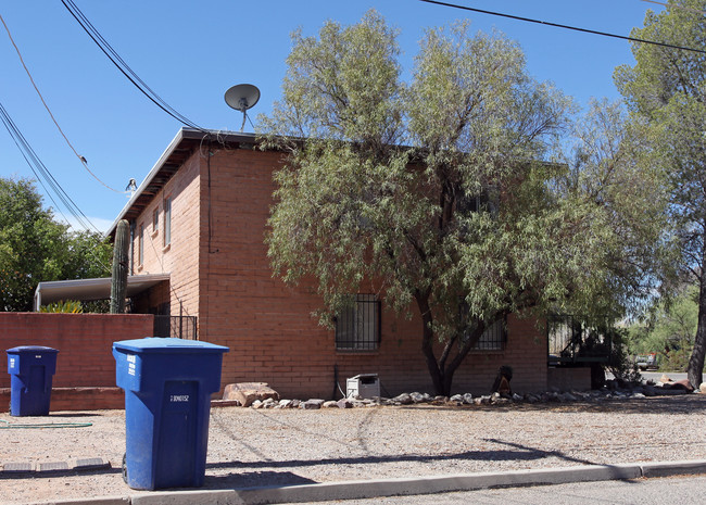 3216-3222 E Bermuda St in Tucson, AZ - Building Photo - Building Photo