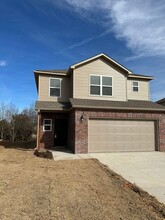 3261 Gulley Ln in Farmington, AR - Foto de edificio - Building Photo