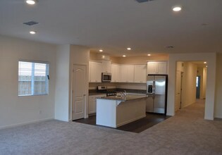 4293 Lasalle Dr in Merced, CA - Building Photo - Building Photo