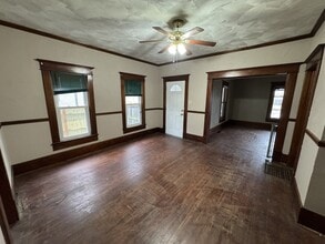 716 E Ave B in Hutchinson, KS - Building Photo - Building Photo