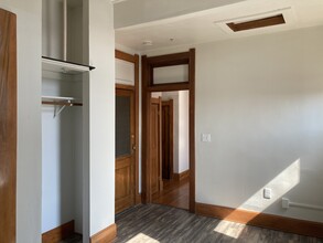 365 N Lincoln Ave in Loveland, CO - Foto de edificio - Building Photo