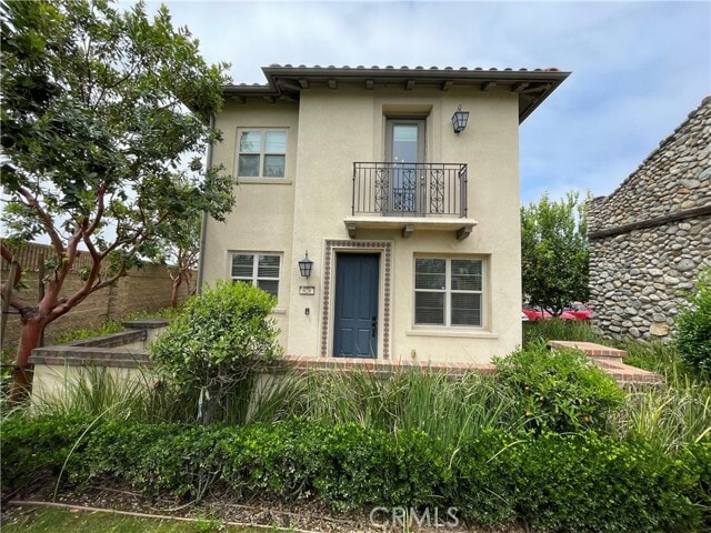 property at 928 Heritage Ct
