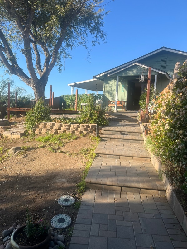 property at 730 Lonsdale Ln