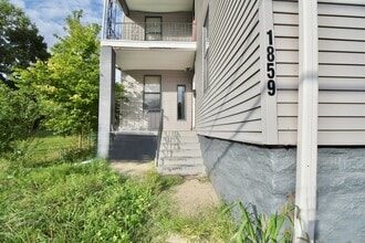 1859 Baltimore Ave in Cincinnati, OH - Building Photo - Building Photo
