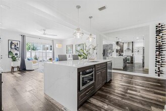 313 Inner Harbour Cir in Tampa, FL - Building Photo - Building Photo