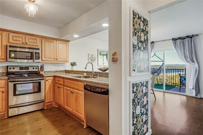 3216 Poe Cove in Lago Vista, TX - Building Photo - Building Photo