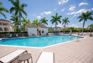 11403 NW 89th St in Doral, FL - Building Photo - Building Photo