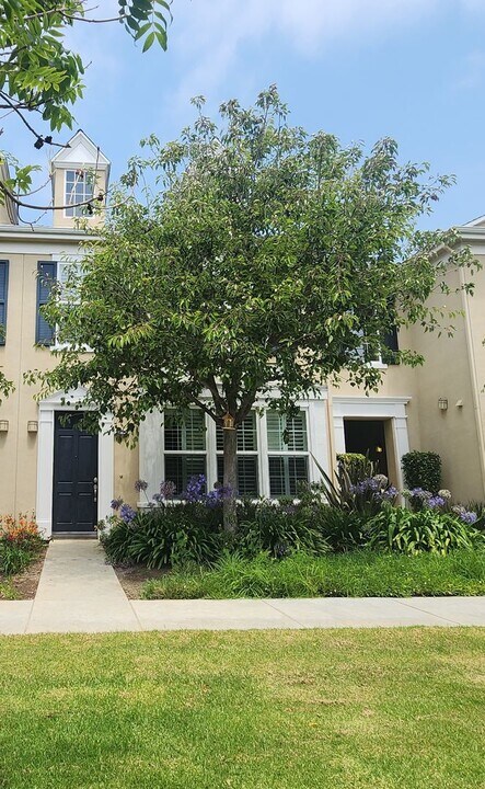 5360 Basie St in Ventura, CA - Building Photo