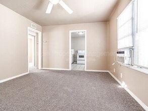 4001 N Rockwell Ave in Bethany, OK - Building Photo - Building Photo