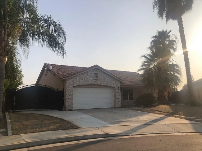 5407 Cove Ct