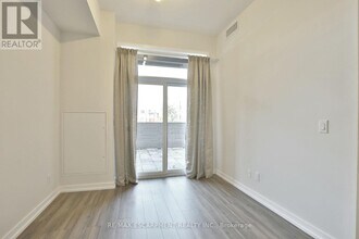 457 Plains Rd E in Burlington, ON - Building Photo - Building Photo