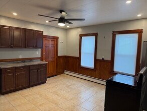 8 Beckman St in Worcester, MA - Building Photo - Building Photo