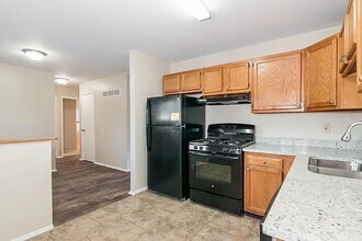 2285 Pheasant Dr in Florissant, MO - Building Photo - Building Photo