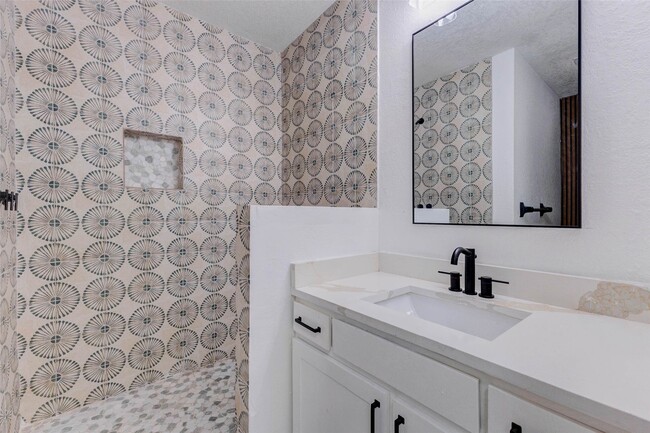 property at 2135 Casa Rio Cir