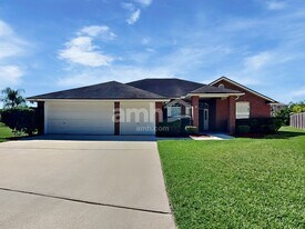 341 Diana Ct in St. Augustine, FL - Building Photo