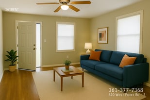 820 W Point Rd in Corpus Christi, TX - Building Photo