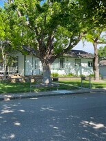 1006 25th St W in Billings, MT - Building Photo