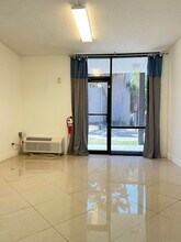 8421 S Orange Blossom Trl, Unit 147 in Orlando, FL - Building Photo - Building Photo