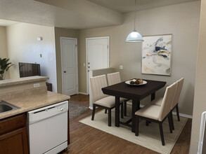 North Mountain Village Apartments in El Paso, TX - Building Photo - Building Photo