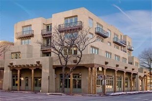 Dos Mundos De Santa Fe in Santa Fe, NM - Building Photo