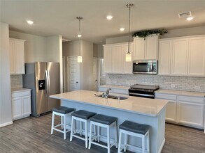 2047 W Darlington Oak Ct in Conroe, TX - Building Photo - Building Photo