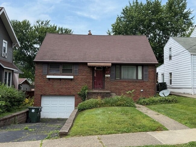 property at 1607 20th St NW