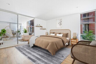 1025 Ocean Avenue in Santa Monica, CA - Building Photo - Building Photo