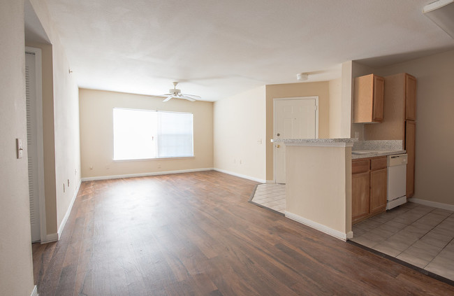 Cullen Park - AFFORDABLE HOUSING in Houston, TX - Foto de edificio - Building Photo