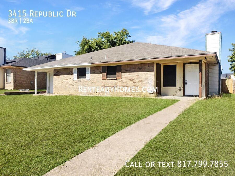 3415 Republic Dr in Forest Hill, TX - Building Photo