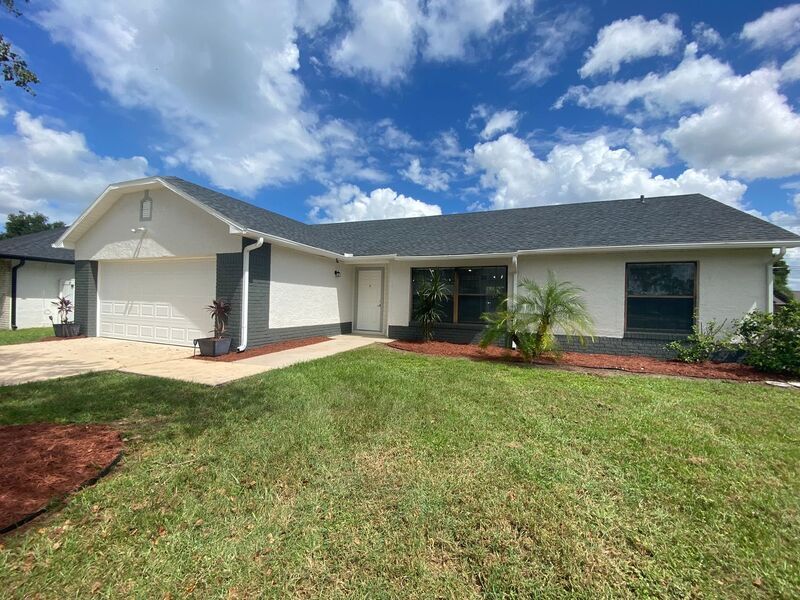 4869 Myrtle Bay Dr in Orlando, FL - Building Photo