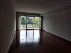 5201 Carriageway Dr, Unit 302c in Rolling Meadows, IL - Building Photo - Building Photo