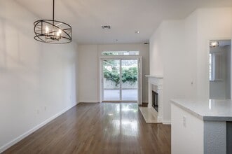 231 N El Camino Real in San Mateo, CA - Building Photo - Building Photo