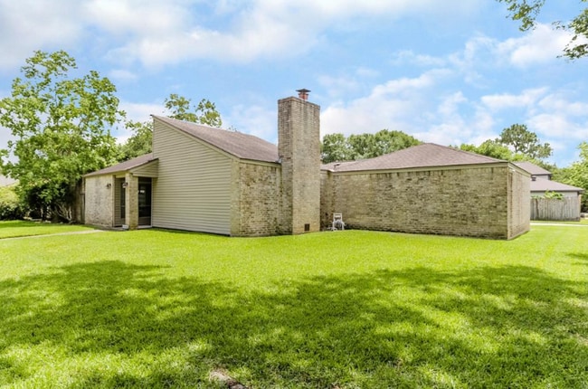 2331 Bright Meadows Dr in Missouri City, TX - Building Photo - Building Photo