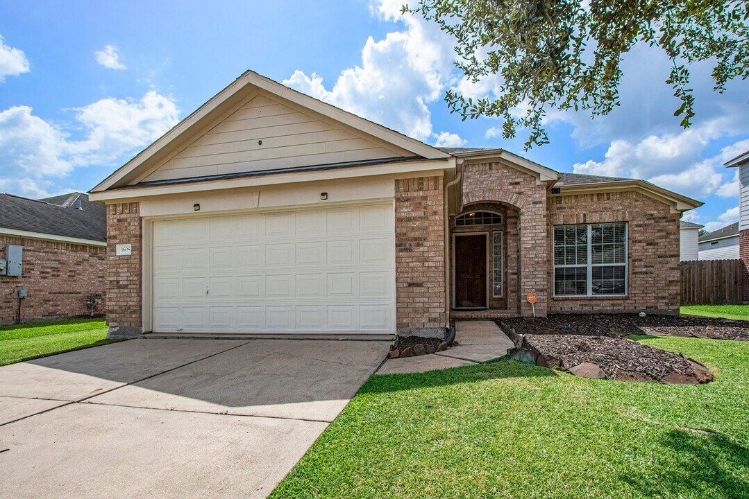 3608 Kale St in Pearland, TX - Building Photo