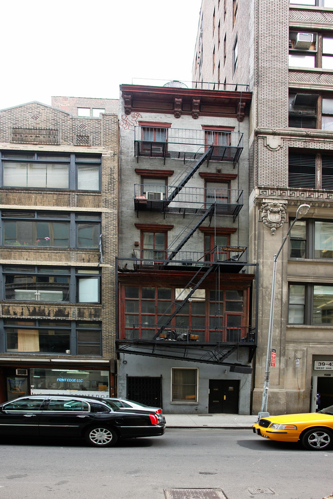 49 W 19th St in New York, NY - Building Photo - Building Photo