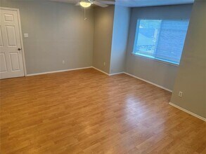 307 E Mitchell St in Arlington, TX - Building Photo - Building Photo