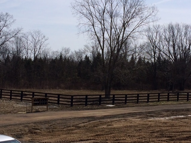 9379 Valley View Dr in Fenton, MI - Building Photo - Building Photo